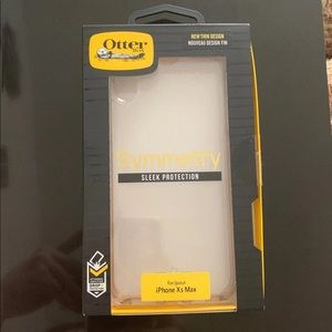 iPhone XS Max OtterBox Case